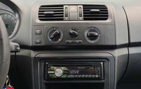 Skoda Fabia II, 2012 год, 799 000 рублей, 14 фотография