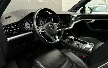 Volkswagen Touareg III, 2019 год, 3 490 700 рублей, 5 фотография