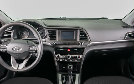 Hyundai Elantra VI рестайлинг, 2020 год, 1 849 000 рублей, 14 фотография