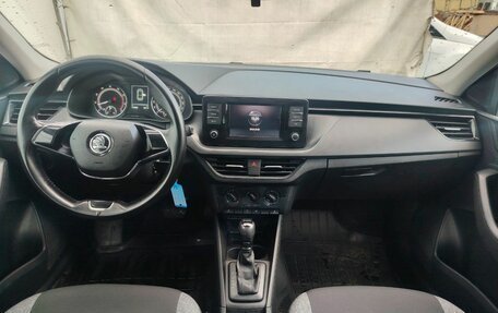 Skoda Rapid II, 2022 год, 1 610 000 рублей, 9 фотография