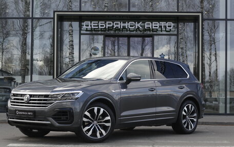 Volkswagen Touareg III, 2020 год, 6 400 000 рублей, 1 фотография