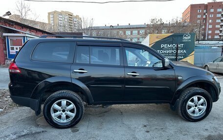 Mitsubishi Pajero Sport II рестайлинг, 2014 год, 1 950 000 рублей, 15 фотография