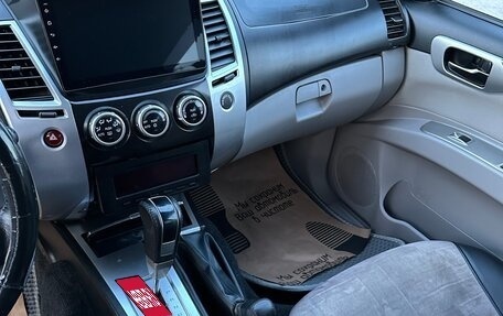 Mitsubishi Pajero Sport II рестайлинг, 2014 год, 1 950 000 рублей, 6 фотография