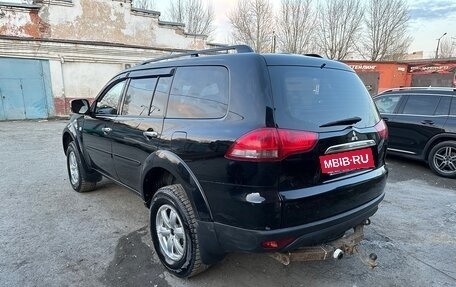 Mitsubishi Pajero Sport II рестайлинг, 2014 год, 1 950 000 рублей, 17 фотография