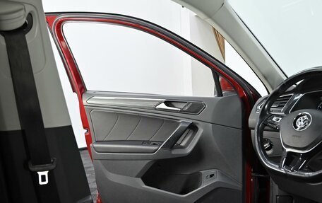 Volkswagen Tiguan II, 2017 год, 2 399 000 рублей, 10 фотография