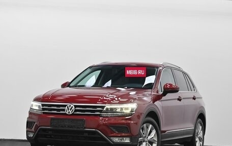 Volkswagen Tiguan II, 2017 год, 2 399 000 рублей, 5 фотография