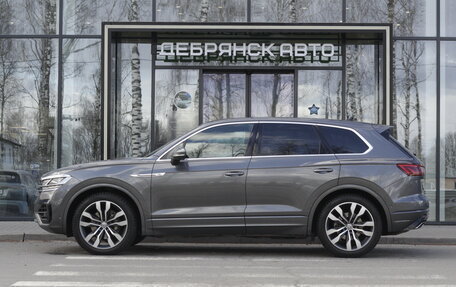 Volkswagen Touareg III, 2020 год, 6 400 000 рублей, 2 фотография