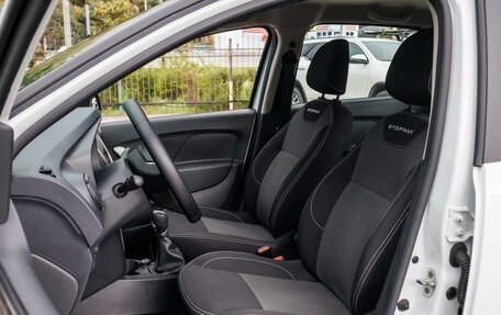 Renault Logan II, 2022 год, 1 325 000 рублей, 12 фотография