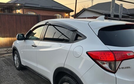 Honda Vezel, 2019 год, 1 850 000 рублей, 3 фотография