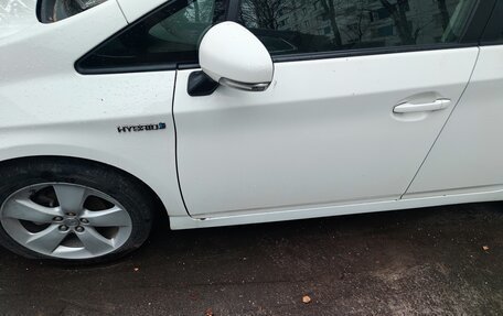 Toyota Prius, 2010 год, 950 000 рублей, 3 фотография