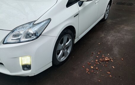 Toyota Prius, 2010 год, 950 000 рублей, 4 фотография