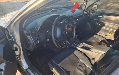 Mercedes-Benz C-Класс, 2001 год, 365 000 рублей, 5 фотография