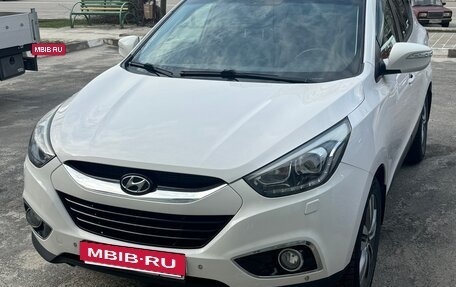 Hyundai ix35 I рестайлинг, 2013 год, 1 430 000 рублей, 2 фотография