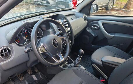 Renault Duster, 2020 год, 2 200 000 рублей, 6 фотография