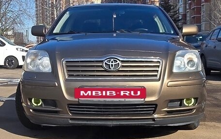 Toyota Avensis III рестайлинг, 2006 год, 770 000 рублей, 14 фотография