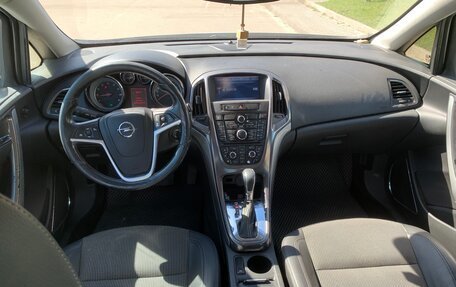 Opel Astra J, 2010 год, 620 000 рублей, 10 фотография