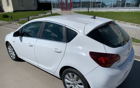 Opel Astra J, 2010 год, 620 000 рублей, 3 фотография