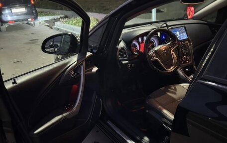 Opel Astra J, 2011 год, 800 000 рублей, 7 фотография