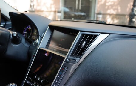 Infiniti Q50 I рестайлинг, 2017 год, 1 750 000 рублей, 9 фотография