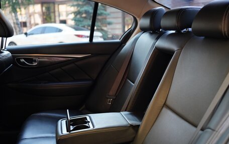 Infiniti Q50 I рестайлинг, 2017 год, 1 750 000 рублей, 11 фотография