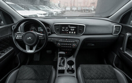 KIA Sportage IV рестайлинг, 2020 год, 2 440 000 рублей, 8 фотография