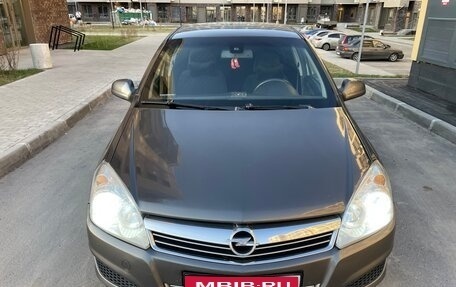Opel Astra H, 2011 год, 655 000 рублей, 1 фотография