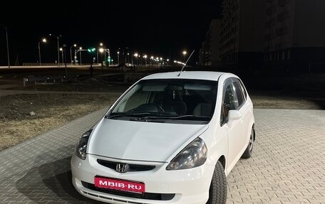 Honda Fit III, 2002 год, 330 000 рублей, 1 фотография