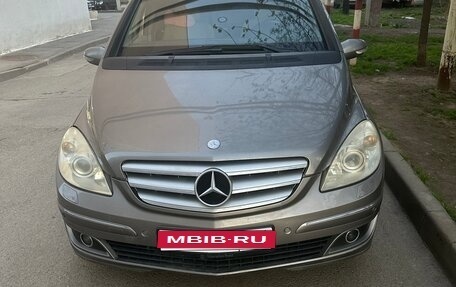 Mercedes-Benz B-Класс, 2005 год, 650 000 рублей, 1 фотография