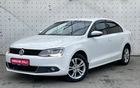 Volkswagen Jetta VI, 2012 год, 940 000 рублей, 1 фотография