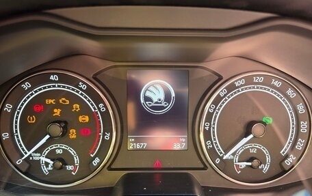 Skoda Rapid II, 2022 год, 2 200 000 рублей, 9 фотография