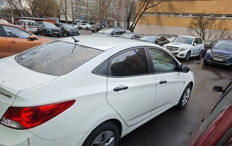Hyundai Solaris II рестайлинг, 2012 год, 899 999 рублей, 3 фотография