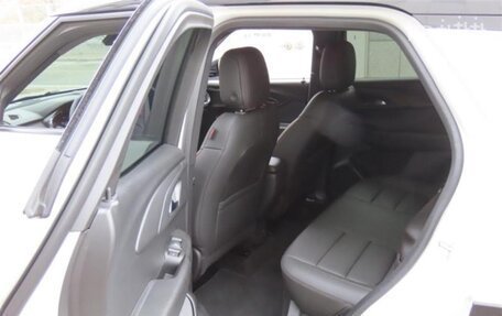 Chevrolet TrailBlazer, 2023 год, 1 713 002 рублей, 5 фотография