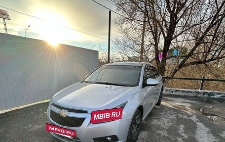 Chevrolet Cruze II, 2011 год, 650 000 рублей, 2 фотография
