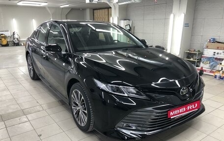 Toyota Camry, 2019 год, 3 300 000 рублей, 5 фотография