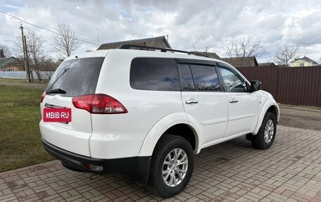 Mitsubishi Pajero Sport II рестайлинг, 2015 год, 2 100 000 рублей, 4 фотография