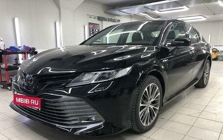 Toyota Camry, 2019 год, 3 300 000 рублей, 3 фотография