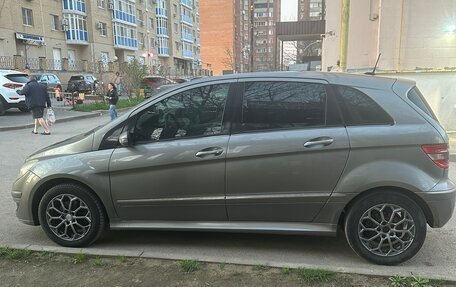 Mercedes-Benz B-Класс, 2005 год, 650 000 рублей, 2 фотография