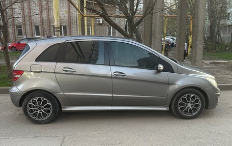 Mercedes-Benz B-Класс, 2005 год, 650 000 рублей, 4 фотография