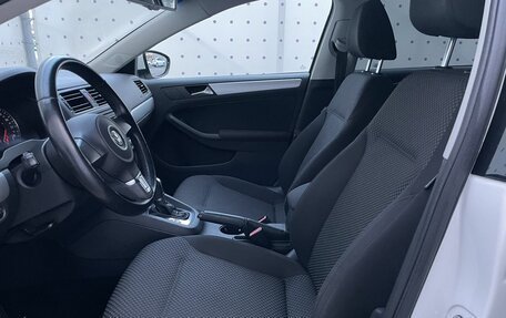 Volkswagen Jetta VI, 2012 год, 940 000 рублей, 11 фотография