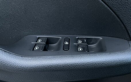 Volkswagen Jetta VI, 2012 год, 940 000 рублей, 18 фотография