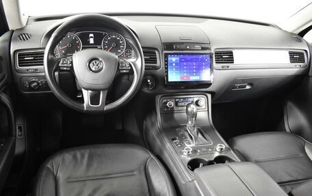Volkswagen Touareg III, 2013 год, 2 469 900 рублей, 6 фотография
