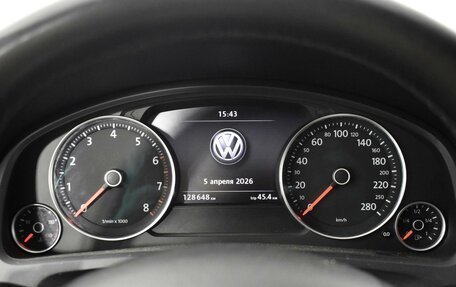 Volkswagen Touareg III, 2013 год, 2 469 900 рублей, 13 фотография