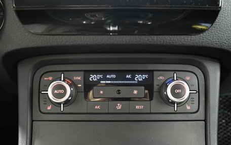 Volkswagen Touareg III, 2013 год, 2 469 900 рублей, 19 фотография