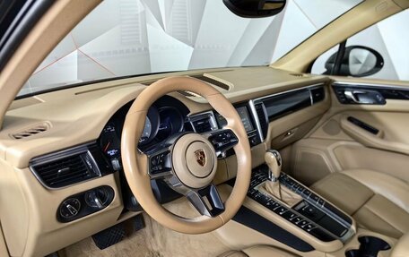 Porsche Macan I рестайлинг, 2015 год, 2 098 000 рублей, 19 фотография