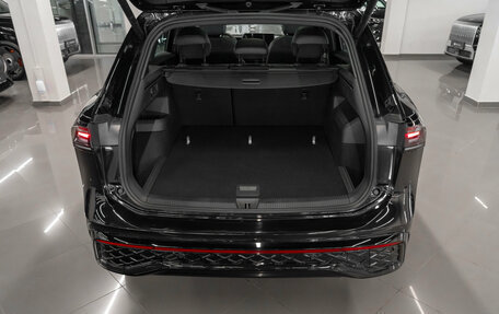 Volkswagen Tiguan, 2026 год, 5 200 000 рублей, 27 фотография