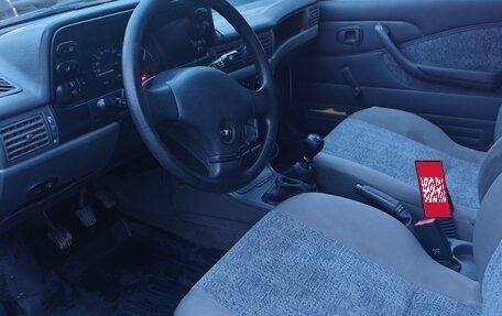 Daewoo Nexia I рестайлинг, 2004 год, 150 000 рублей, 13 фотография