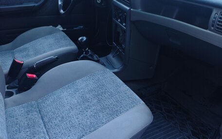 Daewoo Nexia I рестайлинг, 2004 год, 150 000 рублей, 15 фотография