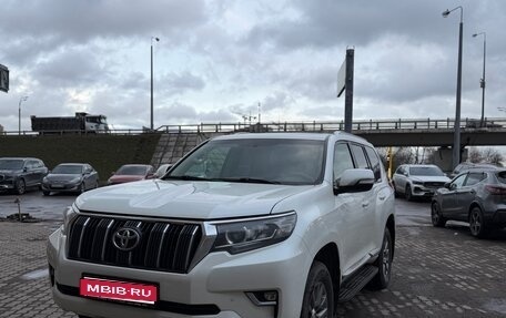 Toyota Land Cruiser Prado 150 рестайлинг 2, 2019 год, 5 699 000 рублей, 1 фотография