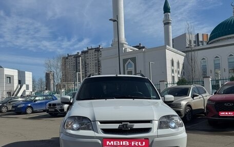 Chevrolet Niva I рестайлинг, 2013 год, 600 000 рублей, 1 фотография