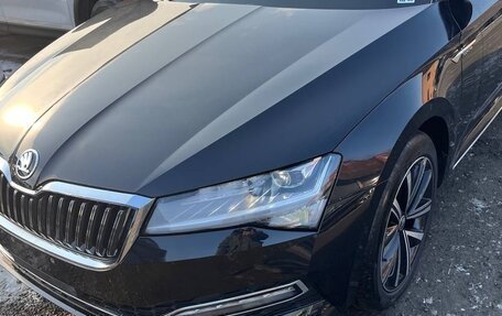 Skoda Superb III рестайлинг, 2025 год, 2 900 000 рублей, 1 фотография